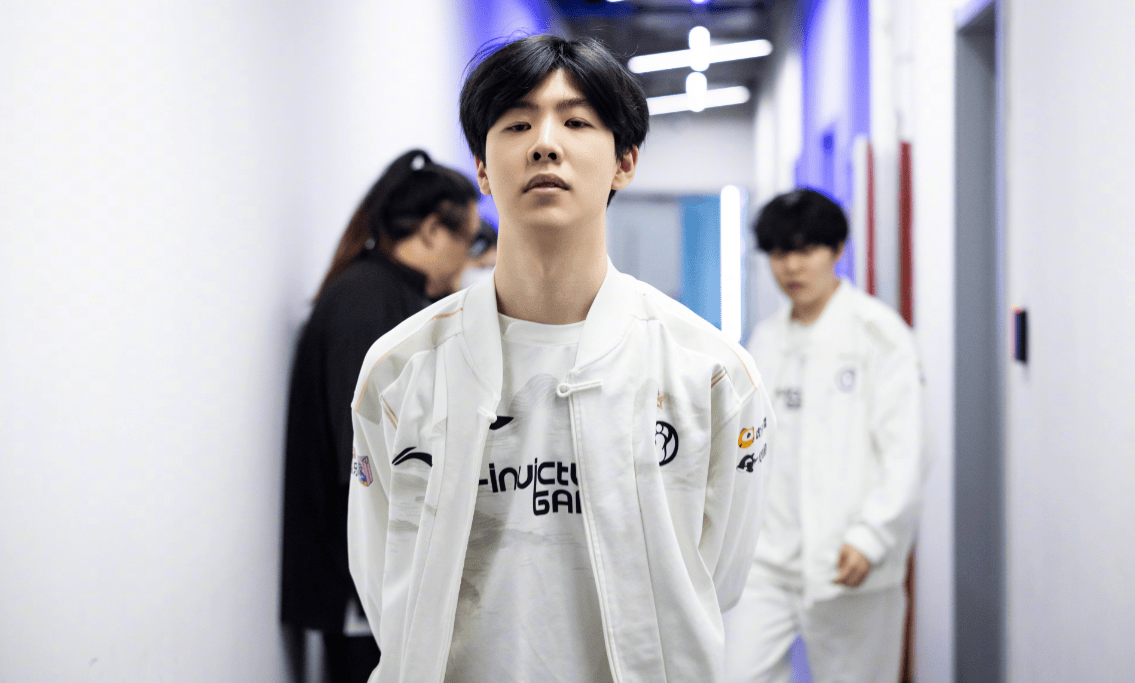 球状态下拉 球状态下拉