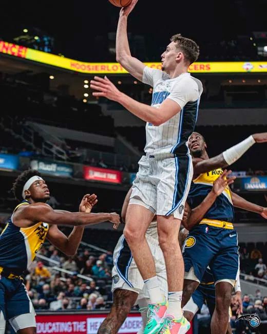 马贝拉的球 马贝拉的球